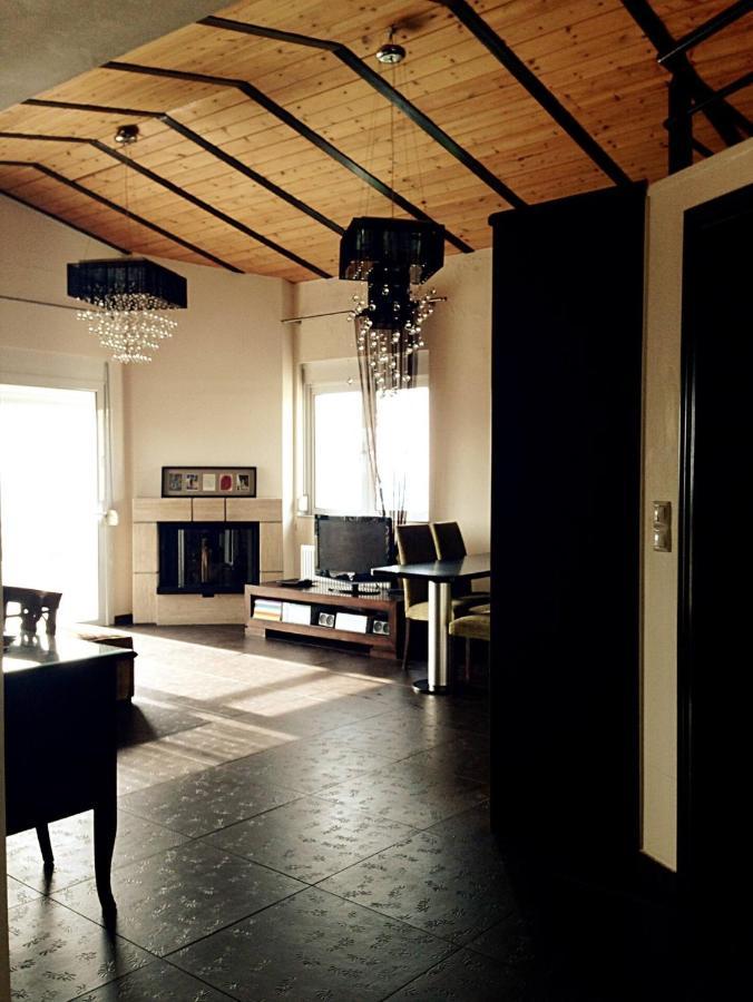 Wide-View & Quiet Apartment Chania La Canea Exterior foto